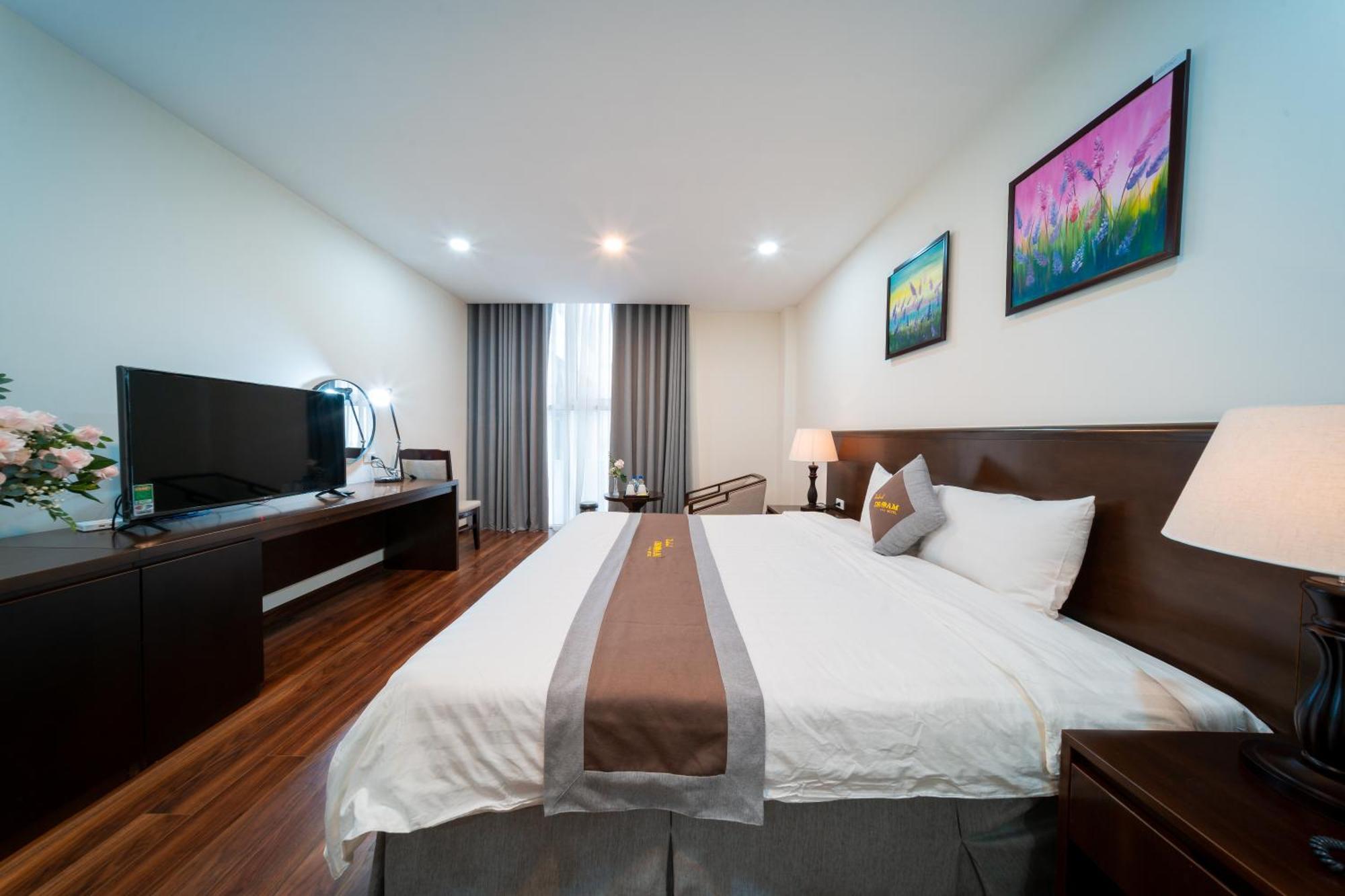 Khach San Thai Binh Dream Exterior photo
