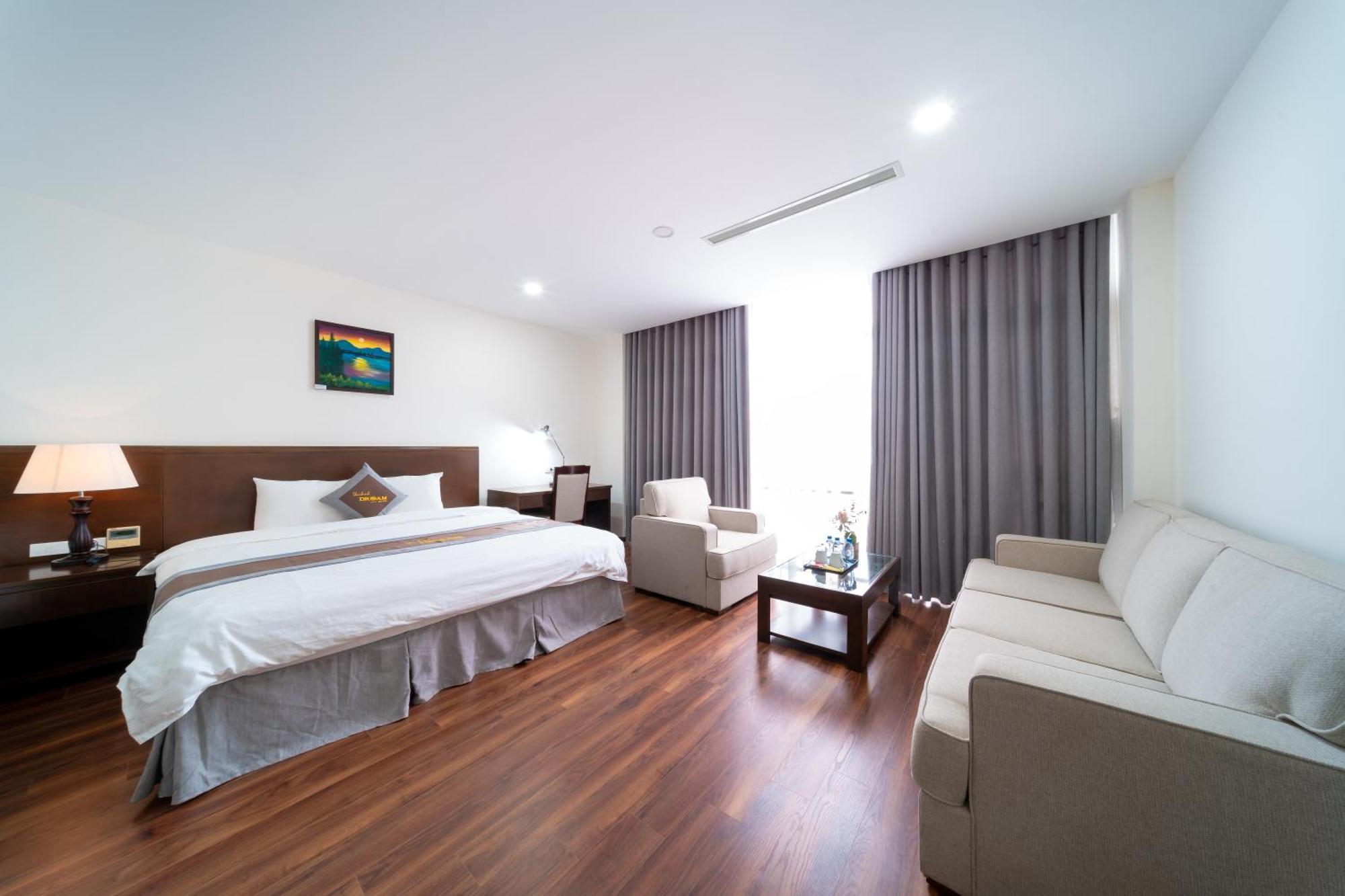 Khach San Thai Binh Dream Exterior photo